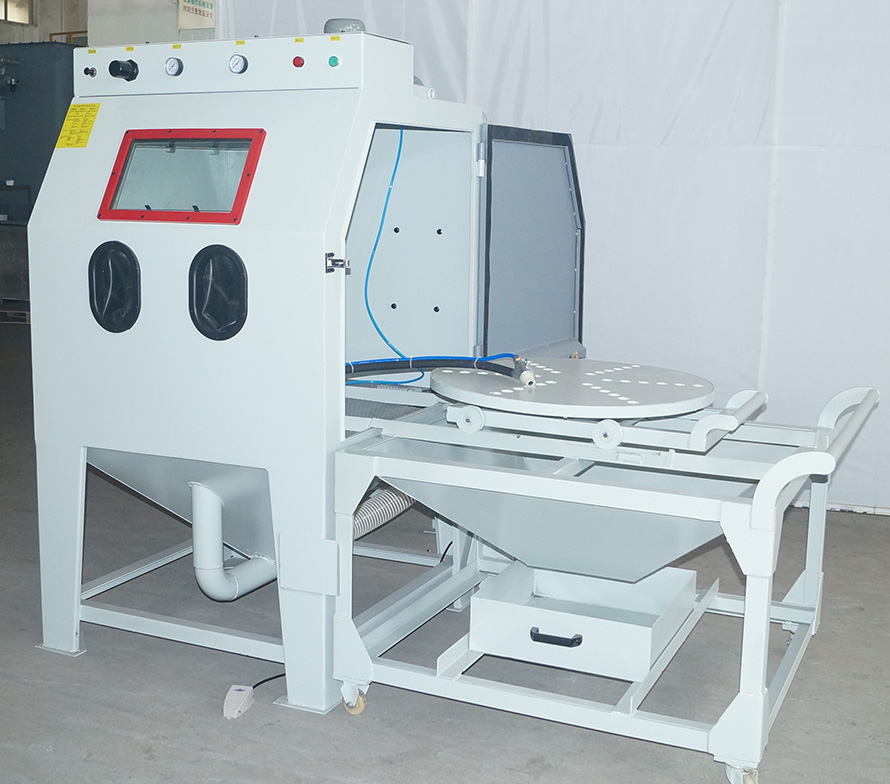 提升加工效率，箱體手動(dòng)噴砂機(jī)讓汽車(chē)零部件閃耀